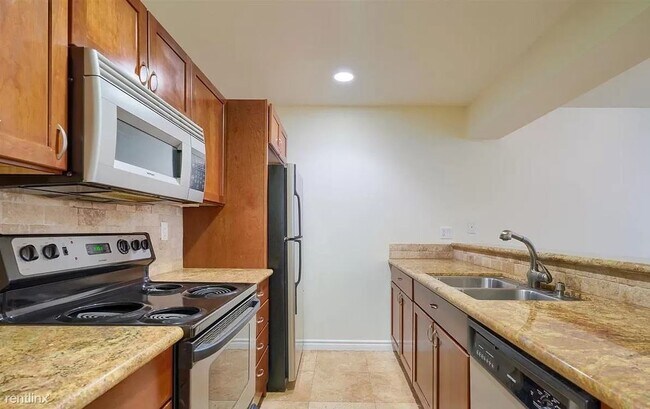 4120 N 78th Street photo 2