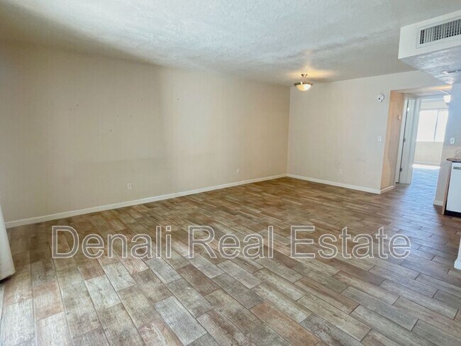 740 W Elm St Phoenix, AZ 85013 photo 5