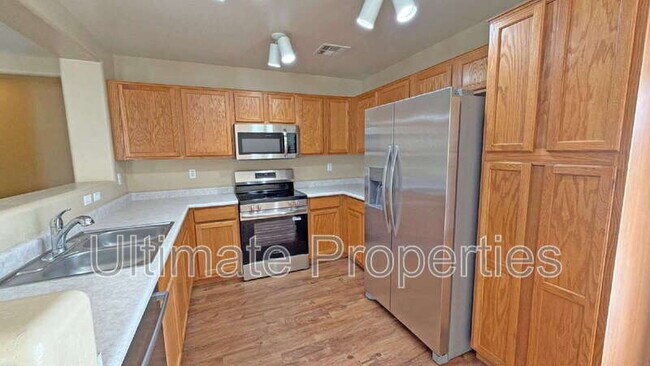 22553 W Mohave St Buckeye, AZ 85326 photo 3