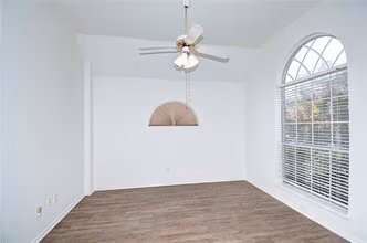 8221 Edgewater Drive, Frisco, TX 75034 photo 4