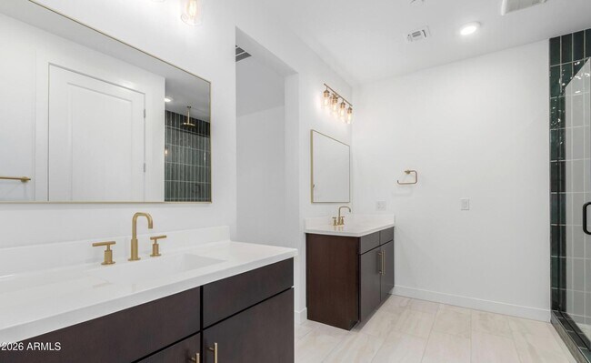 11300 N CASA DEGA Drive photo 3