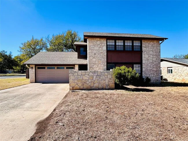11300 Maidenstone Dr 78759 photo 3