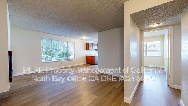 1017 Civic Center Dr Rohnert Park, CA 94928 photo 5
