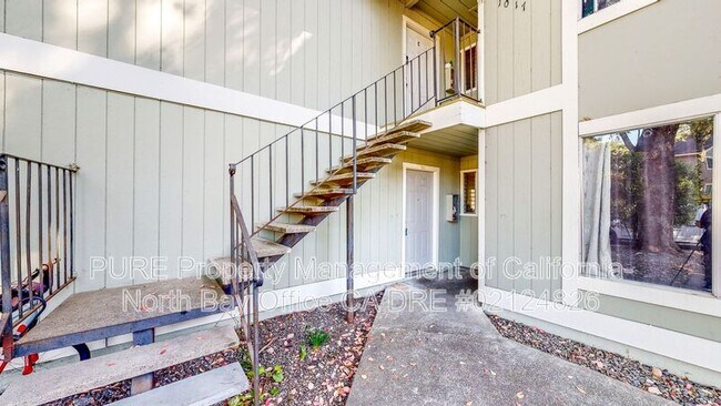 1017 Civic Center Dr Rohnert Park, CA 94928 photo 3