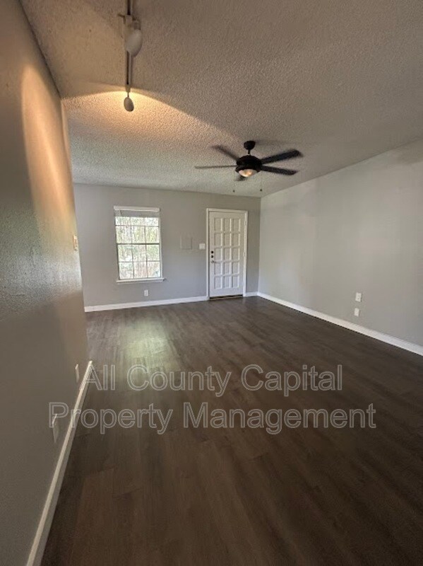 3436 Willowrun Dr Austin, TX 78704 photo 2
