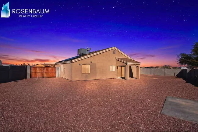 9321 Hillcrest Pl Arizona City, AZ 85123 photo 5