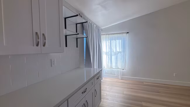 7795 Canyon Point Ln San Diego, CA 92126 photo 3