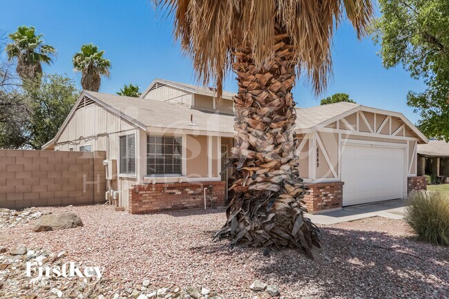 6849 W Yucca St Peoria, AZ 85345 photo 3