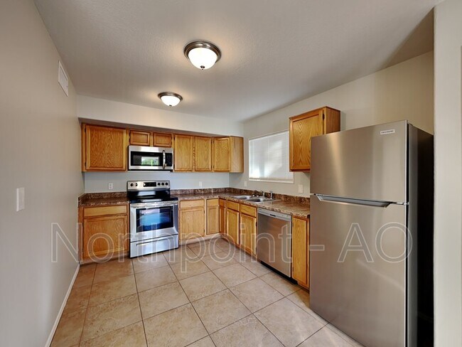 1130 N Madrid Ln photo 3