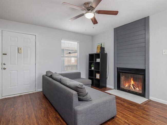 3004 Speedway, Austin, TX 78705 photo 4