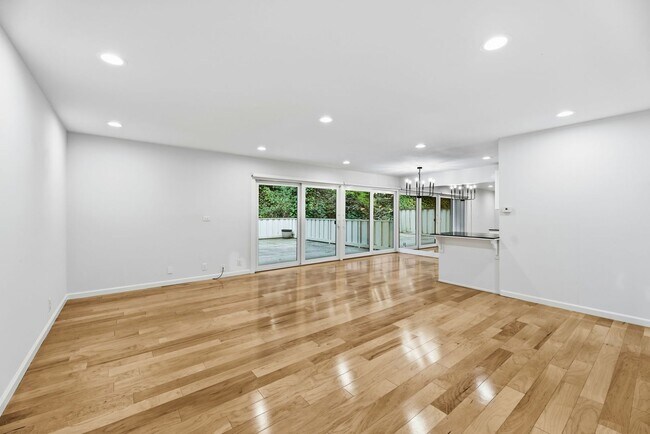 Elegantly Updated Apartment for Rent in Orinda photo 4