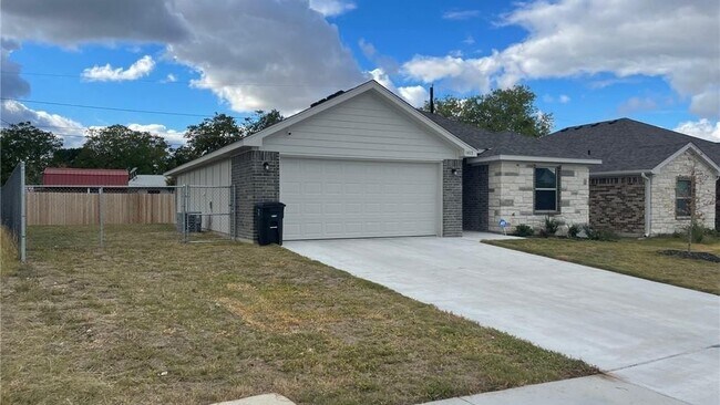 1417 E Jasper Dr Killeen, TX 76541 photo 2