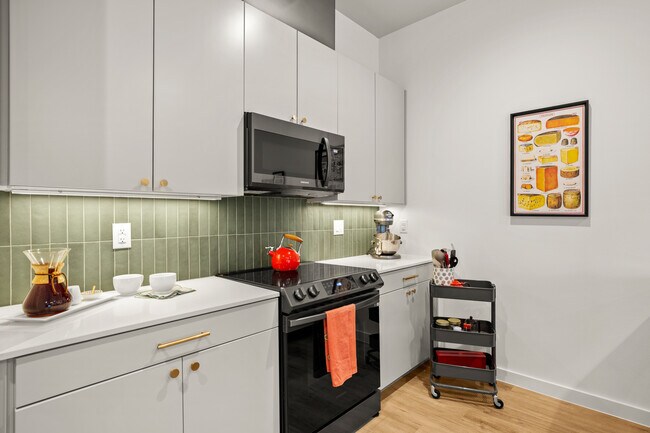 1208 N Academy Ave New Braunfels, TX 78130 photo 3