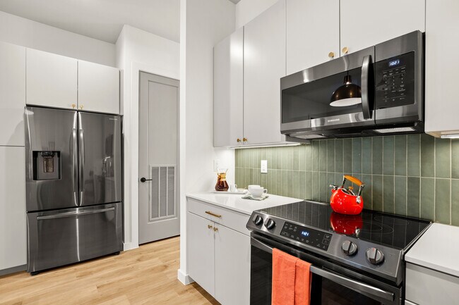 1208 N Academy Ave New Braunfels, TX 78130 photo 5