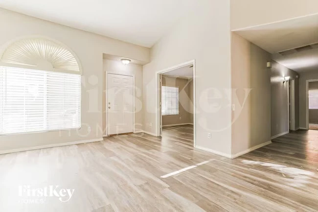 1380 W Gary Dr Chandler, AZ 85224 photo 5