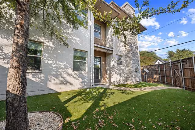 3823 Greenville Ave Dallas, TX 75206 photo 2