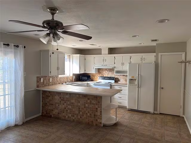 7830 Claremont Drive, Dallas, TX 75228 photo 3