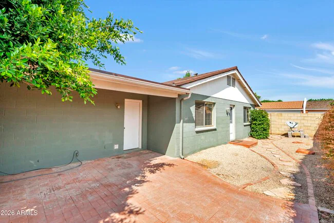 229 E Anderson Ave Phoenix, AZ 85022 photo 5