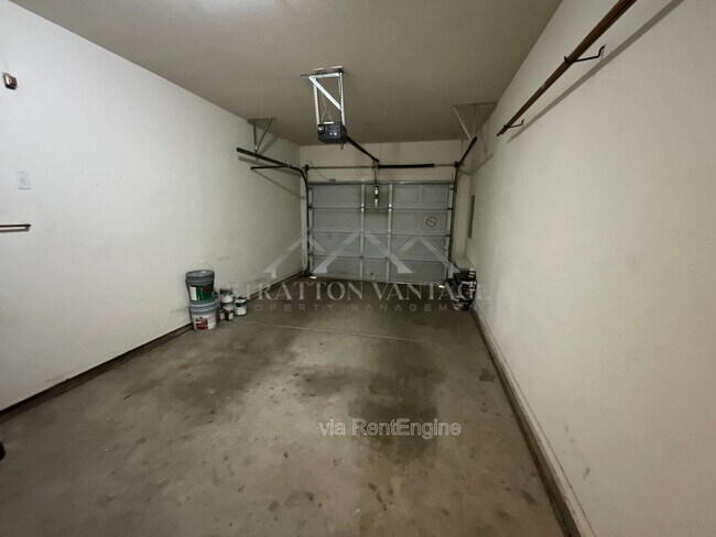1445 E Broadway Rd Tempe, AZ 85282 photo 4