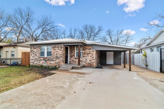8714 Quinn St photo 2