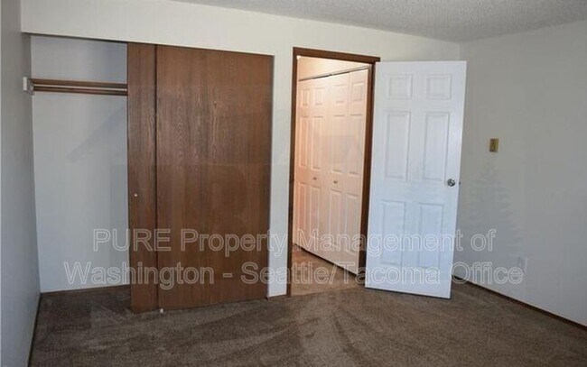 5031 S Orchard St Tacoma, WA 98467 photo 5