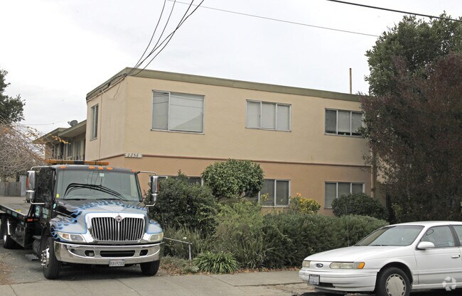 2250 Pacific Avenue, Alameda, CA 94501 photo 2