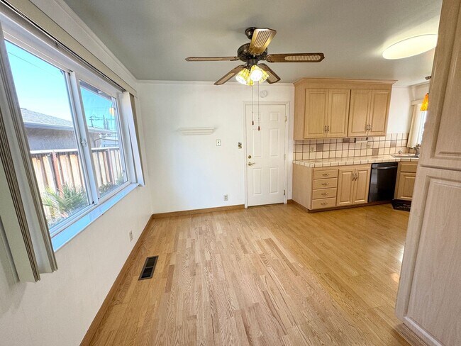 Great Shape Single Family Home in South Livermore photo 5