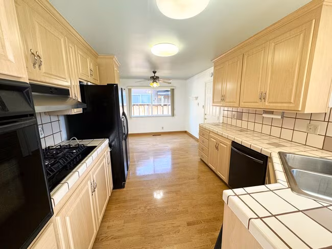 Great Shape Single Family Home in South Livermore photo 3