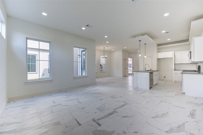 2917 El Fenice Lane, Houston, TX 77057 photo 3