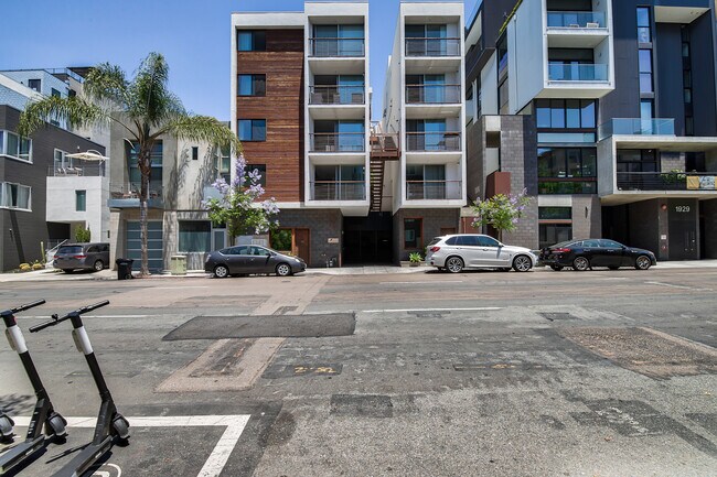 1941 Columbia St San Diego, CA 92101 photo 5