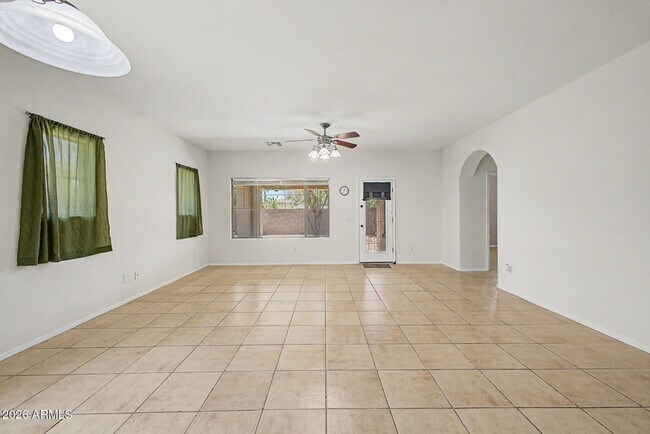 13271 W Clarendon Ave Litchfield Park, AZ 85340 photo 4