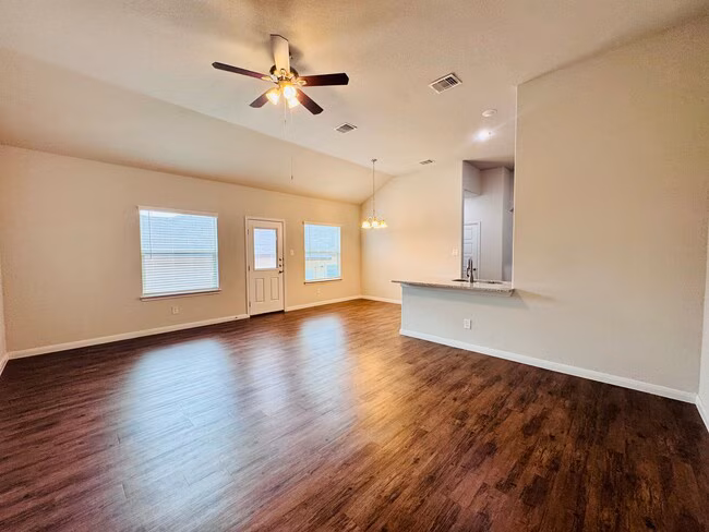 10019 Westover Bluff San Antonio, TX 78251 photo 3