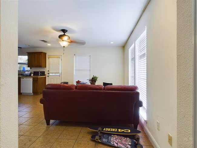 500 E 48th St Austin, TX 78751 photo 3