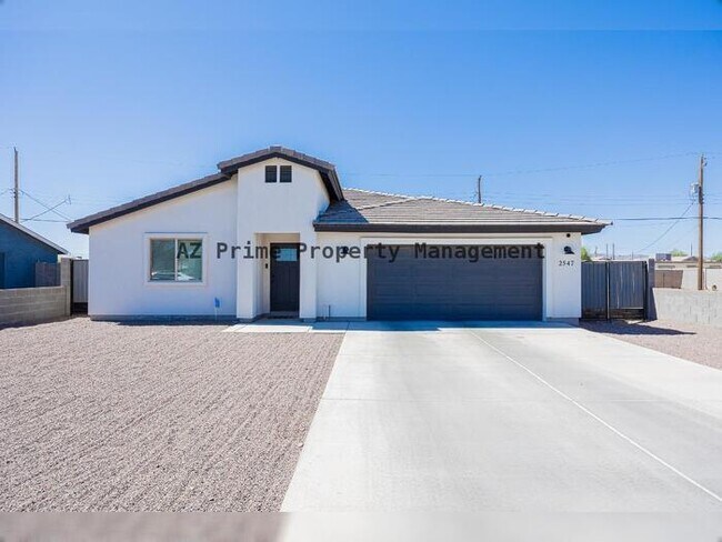 2547 E Illini St Phoenix, AZ 85040 photo 4