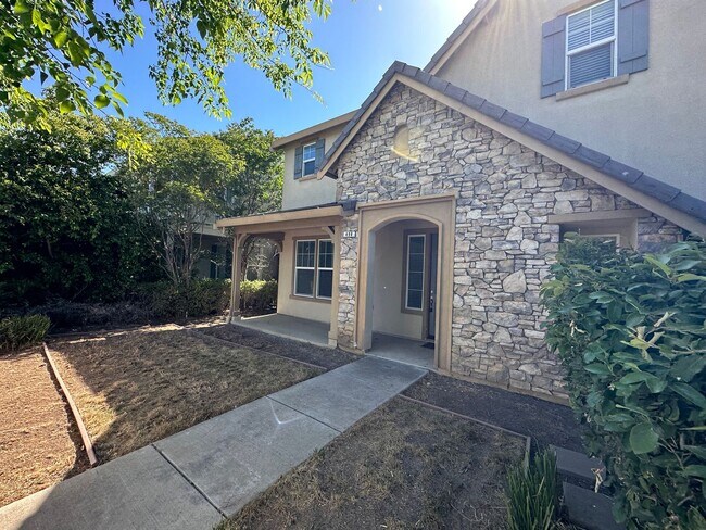 Beautiful 5 Bedroom, 3 Bath Mountain House Home photo 2