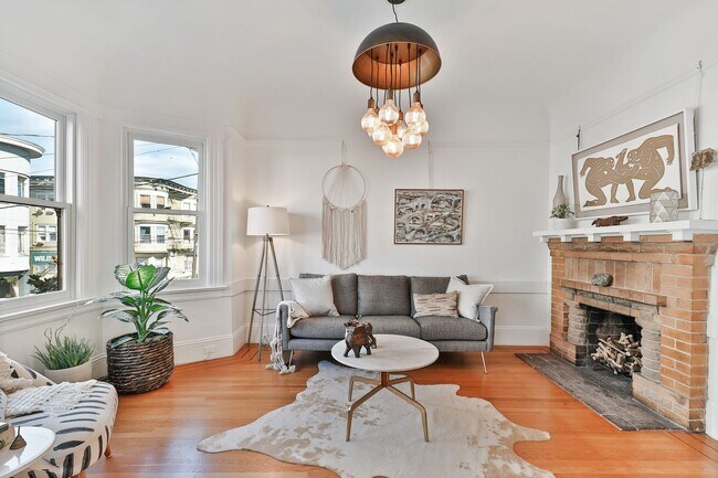 3479 19th Street, San Francisco, CA 94110 photo 2