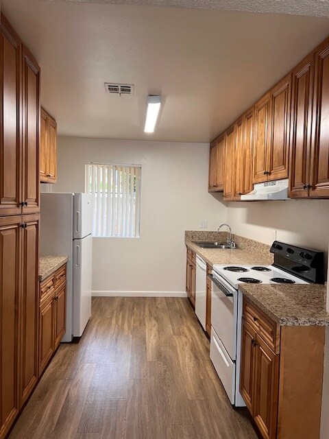 Autumn Haze Apartments photo 2