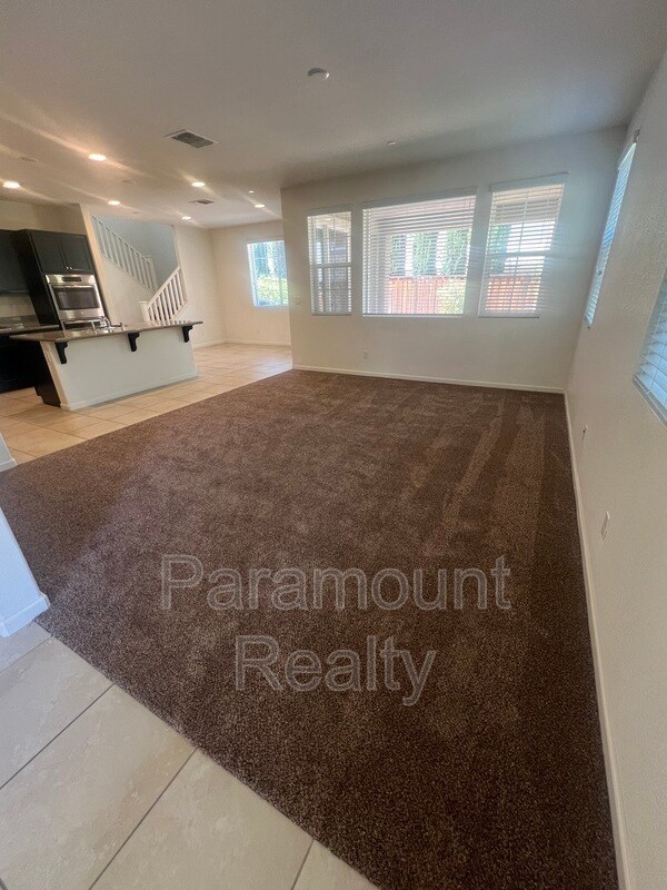 155 Ladd Dr Tracy, CA 95391 photo 5