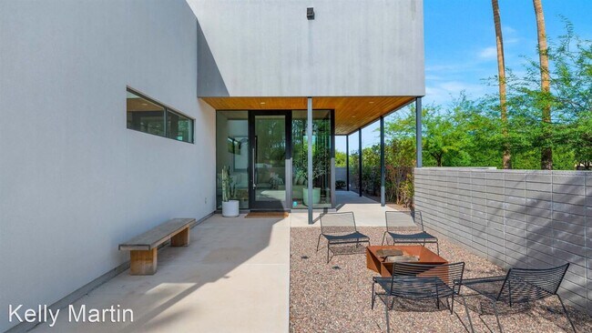 10195 E Cactus Rd Scottsdale, AZ 85260 photo 5