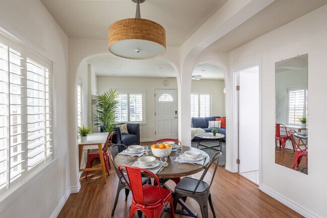 4916 Long Branch Ave San Diego, CA 92107 photo 5