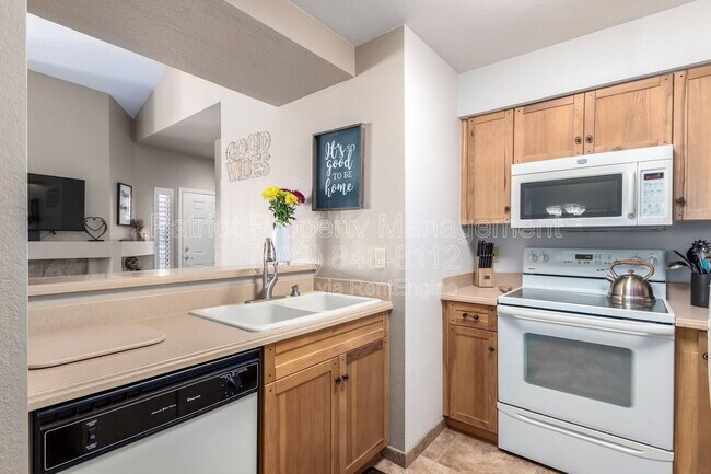 9708 E Vía Linda Scottsdale, AZ 85258 photo 2