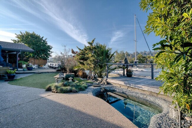 10 Capri Ct San Rafael, CA 94901 photo 4