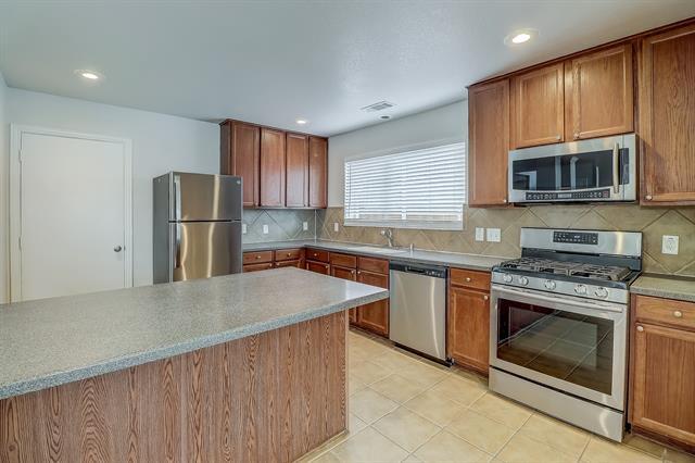 1716 Ringtail Dr Little Elm, TX 75068 photo 4