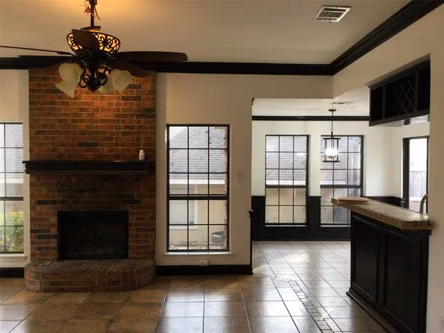 4106 Sunday Hill Dr Arlington, TX 76016 photo 2