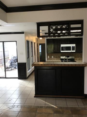 4106 Sunday Hill Dr Arlington, TX 76016 photo 4