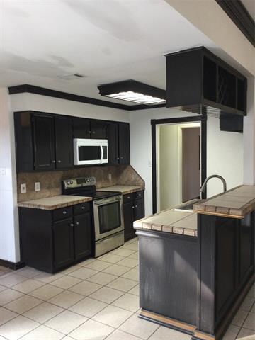 4106 Sunday Hill Dr Arlington, TX 76016 photo 5
