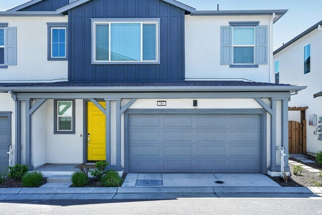 486 N Cloverdale Pl Mountain House, CA 95391 photo 2