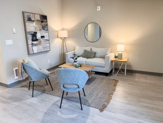 Swan Grove Apartments photo 3