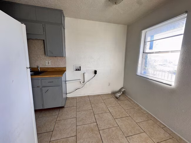 1016 N 12th St Killeen, TX 76541 photo 4
