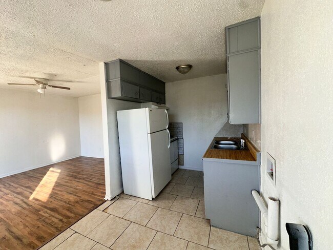 1016 N 12th St Killeen, TX 76541 photo 5
